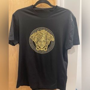 Versace tshirt